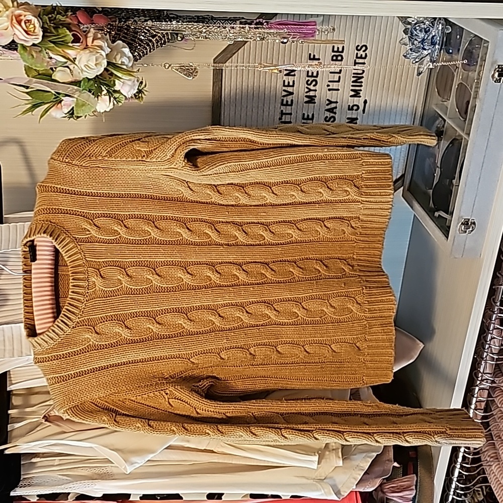 Express cable knitted sweater - fits like s